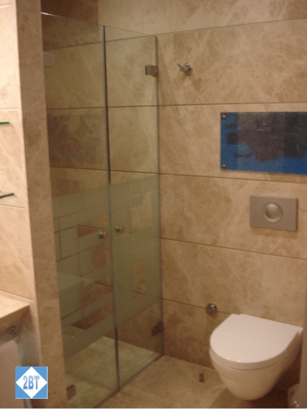 Swissotel Shower and Toilet