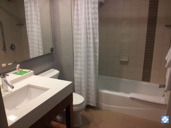 Hyatt Place LAX Bathroom