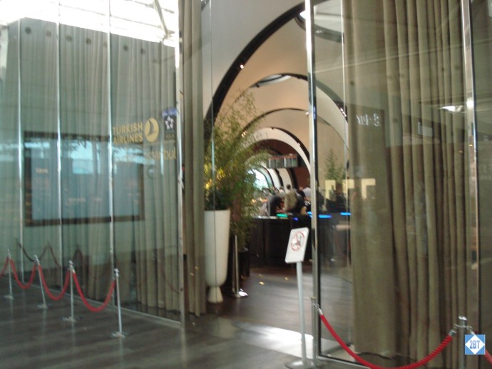 TK Lounge Entrance