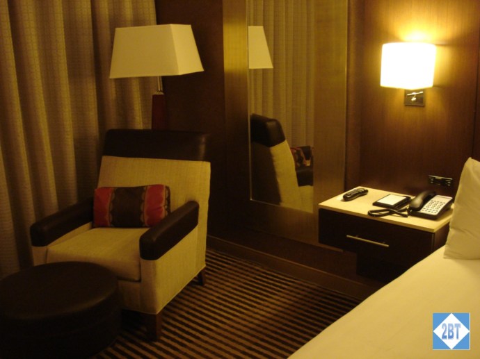 Hyatt Regency DFW Chair and Ottoman