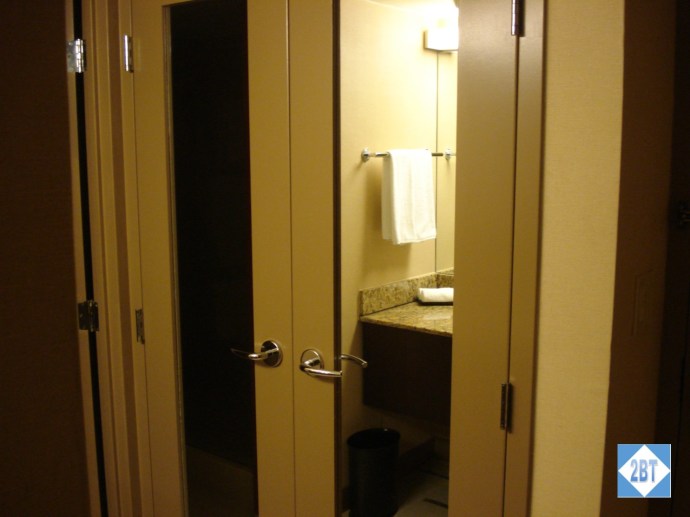 Hyatt DFW Closet