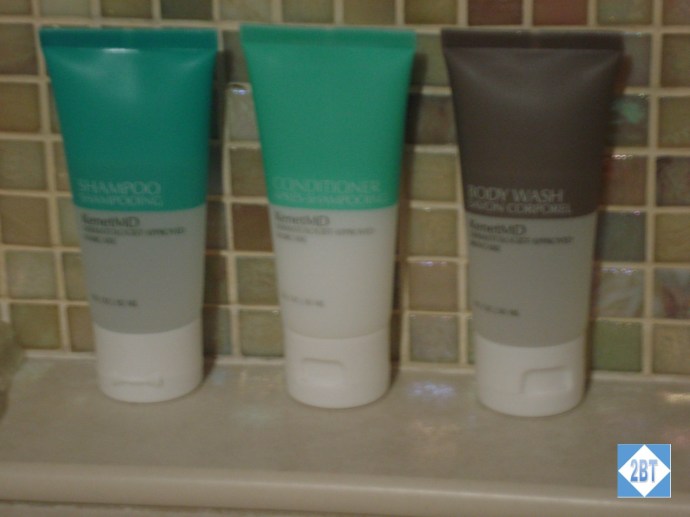 Hyatt Regency DFW Toiletries by KenetMD