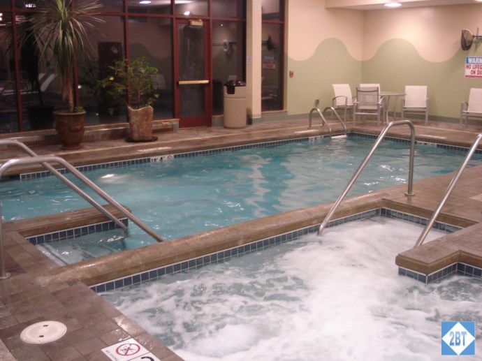 CP MKE West Pool and Hot Tub
