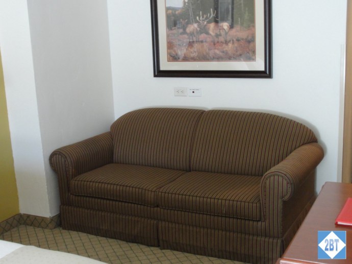 hi-vail-sofa