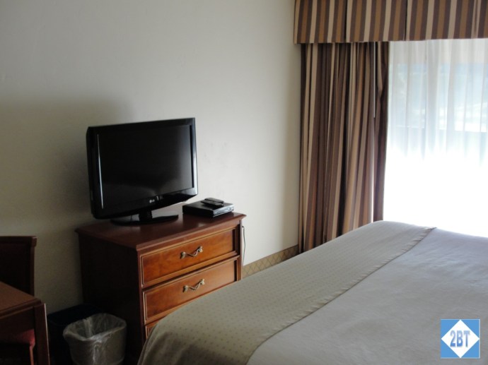 hi-vail-tv-and-stand