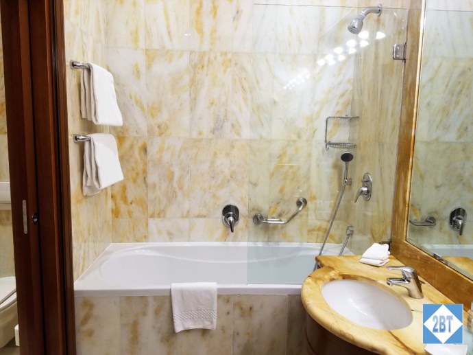 boscolo-jr-suite-shower-tub