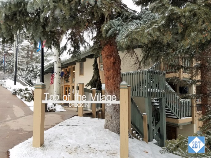 The Gatehouse, home of the front desk, pool and hot tubs