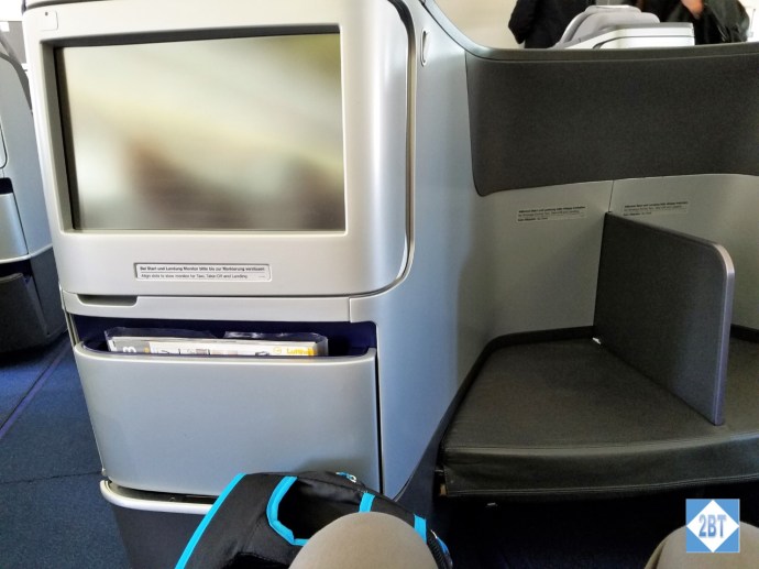 LH 430 IFE Screen and Footrest