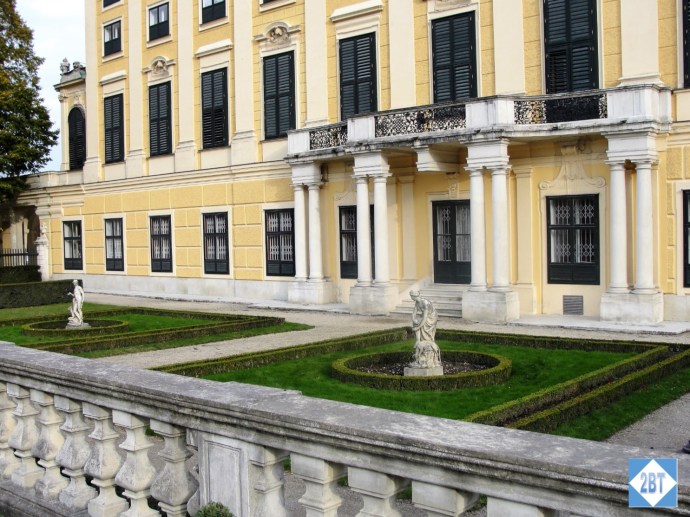 vie-schonbrunn-gardens-2